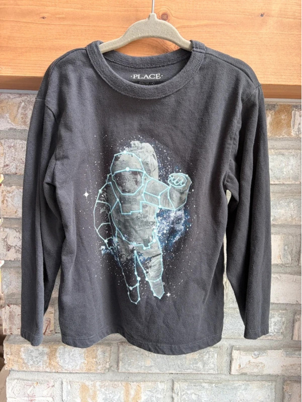 Like New Space Astronaut Boy Long Sleeve - XS